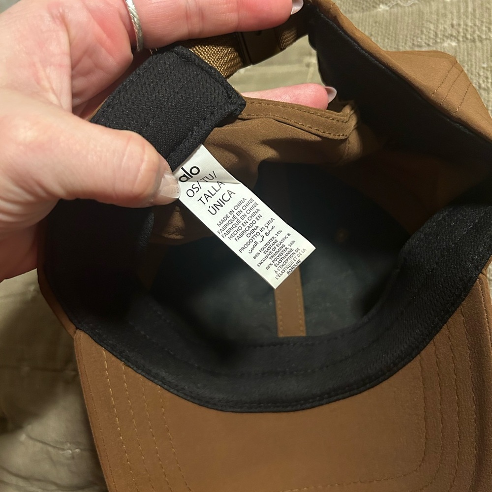 Alo Performance Off Duty Hat - Picture 3 of 4